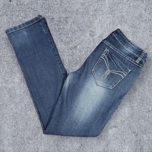 Sydney Low-rise Straight Leg Medium Wash Jeans